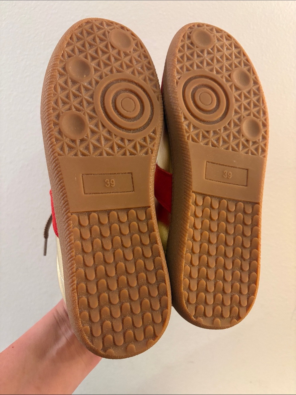 NIB [Lonza] Delta Red Metallic Gold Suede Runner Sneakers Women’s EU 39 / US 8.5 - Picture 12 of 16